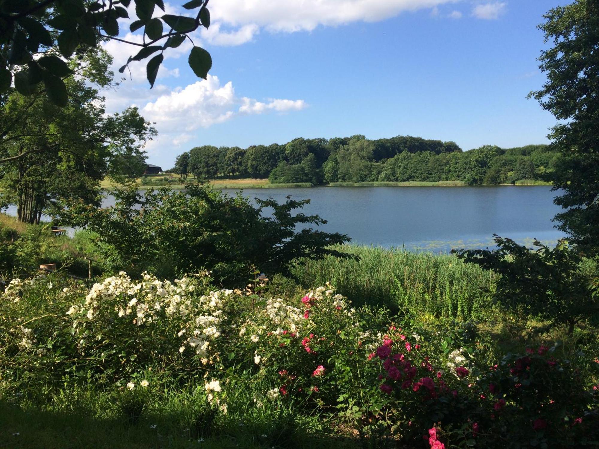 Ferienhaeuser Poenitz Am See Klingberg Buitenkant foto